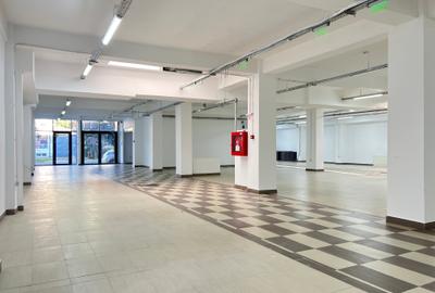 Spațiu comercial, de 823.5 mp, în Semicentral - 7