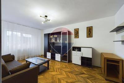 Apartament cu 3 camere decomandat în Gării