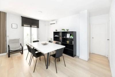 Apartament cu 3 camere decomandat în Central - 2