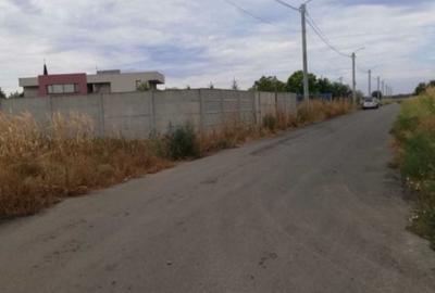 Teren de 2242 mp, în 1 Decembrie
