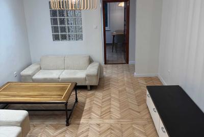 Apartament cu 3 camere decomandat în Exterior Vest - 1