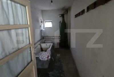 Casă cu 3 camere cu Teren 1500 Mp în Central - 13