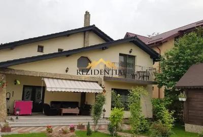 Casă cu 5 camere cu Teren 733 Mp în Central