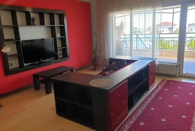 Apartament cu 3 camere decomandat în Zorilor