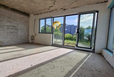Casă cu 5 camere cu Canalizare în Otopeni