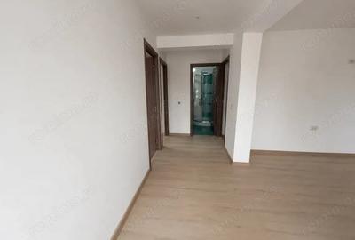 Casă cu Teren 230 Mp în Central - 4