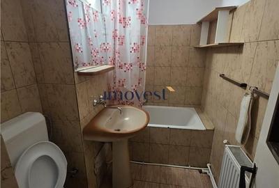 Apartament cu 2 camere semidecomandat în Micro 16