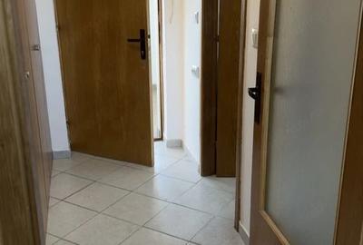 Garsonieră decomandată în Drumul Taberei