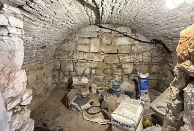 Casă individuală cu 4 camere cu Canalizare în Ultracentral - 8