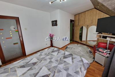 Casă individuală cu 6 camere cu Canalizare în Lotrului - 11