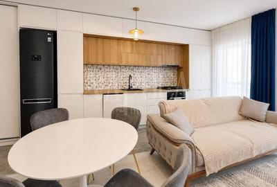 Apartament cu 3 camere semidecomandat, mobilat în Iris