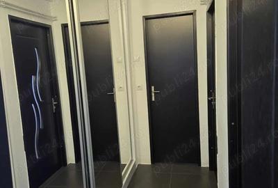Apartament cu 3 camere decomandat în Central - 2