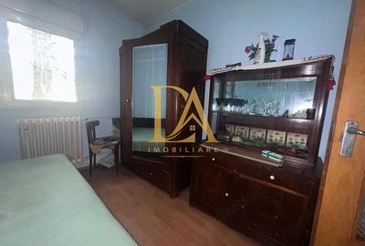 Apartament cu 3 camere semidecomandat în Brâncoveanu