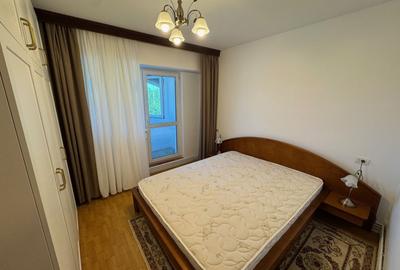 Apartament cu 2 camere decomandat, mobilat în Central