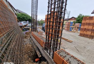 Casă cu 6 camere cu Teren 580 Mp în Chiajna