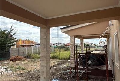 Duplex cu 3 camere cu Canalizare în Moșnița Nouă