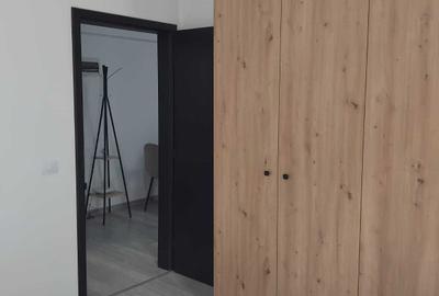 Apartament cu 2 camere decomandat în Exterior Vest