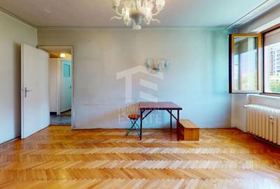 Apartament cu 3 camere semidecomandat în Parcul Circului