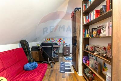 Casă individuală cu 8 camere cu Garaj în Ozun - 26