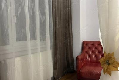 Garsonieră decomandată în Central