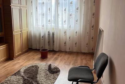 Apartament cu 3 camere în Central - 2