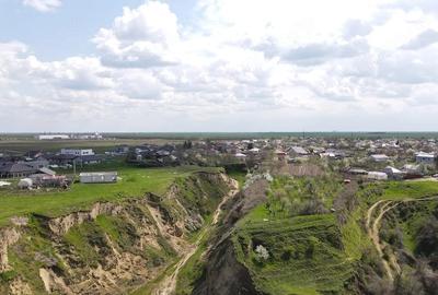 Teren de 3000 mp, în Ciulnița - 1