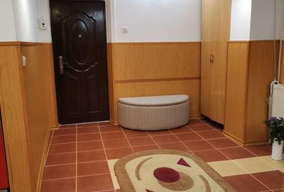 Apartament cu 3 camere decomandat în Central - 4