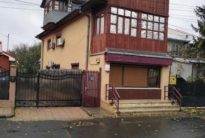 Casă cu 3 camere cu Teren 120 Mp în Ultracentral - 1