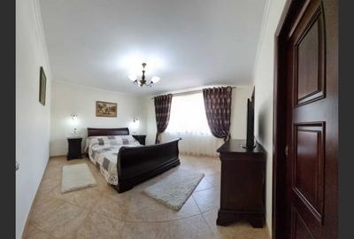 Casă cu 4 camere cu Garaj în Costești - 12