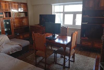 Apartament cu 3 camere decomandat în Central - 2