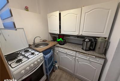 Garsonieră decomandată în Piața Cluj - 1