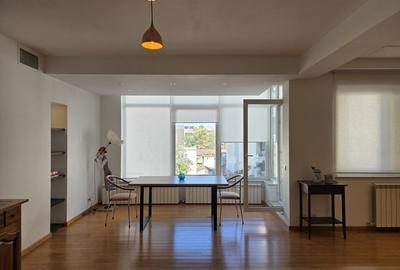 Apartament cu 3 camere decomandat, mobilat în Dorobanți
