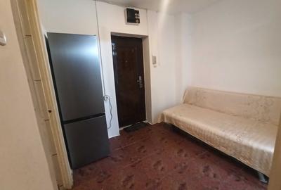 Garsonieră decomandată în Costin Georgian - 1
