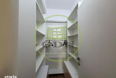 Casă cu 4 camere cu Teren 300 Mp în Central - 2