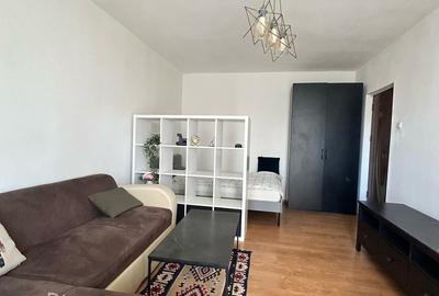 Garsonieră decomandată în Vatra Luminoasă