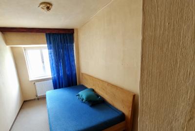 Apartament cu 4 camere decomandat în Central - 2
