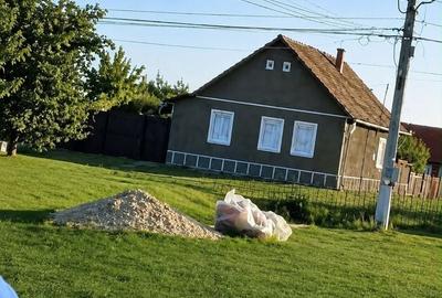 Casă cu 3 camere în Mișca