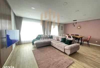 Casă cu 5 camere cu Teren 700 Mp în Groși