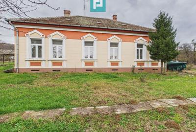 Casă individuală cu 7 camere cu Canalizare în Ghioroc - 17