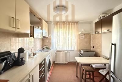 Apartament cu 2 camere semidecomandat, mobilat în Central - 1