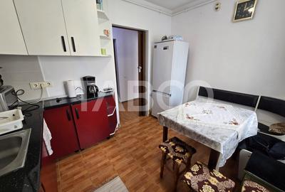 Apartament cu 3 camere decomandat, mobilat în Terezian - 14