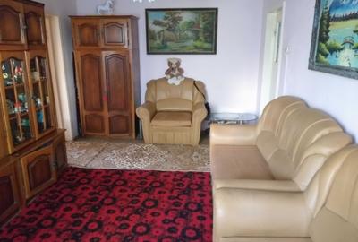 Apartament cu 2 camere semidecomandat în Micro 9