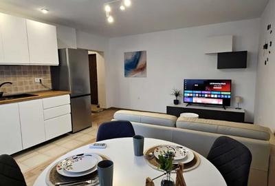 Apartament cu 2 camere decomandat în Nerva Traian