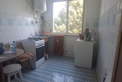Apartament cu 2 camere semidecomandat în Țiglina 1