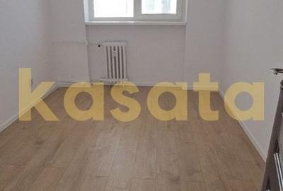 Apartament cu 3 camere decomandat în Colentina - 2