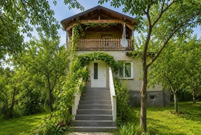 Casă cu 5 camere cu Teren 2320 Mp în Galații Bistriței - 2