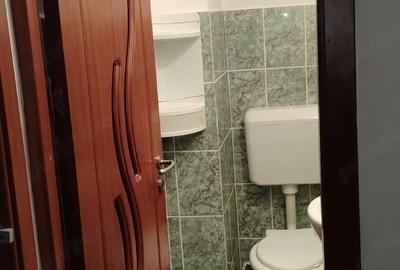Apartament cu 3 camere decomandat în Astra - 2