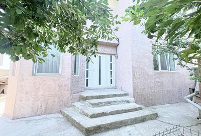 Casă individuală cu 6 camere cu Garaj în Km 5 - 18
