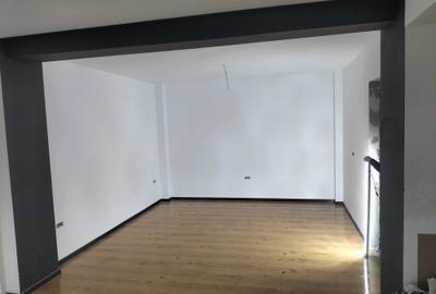 Apartament cu 2 camere decomandat în Central - 4