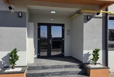 Garsonieră decomandată în Micro 17